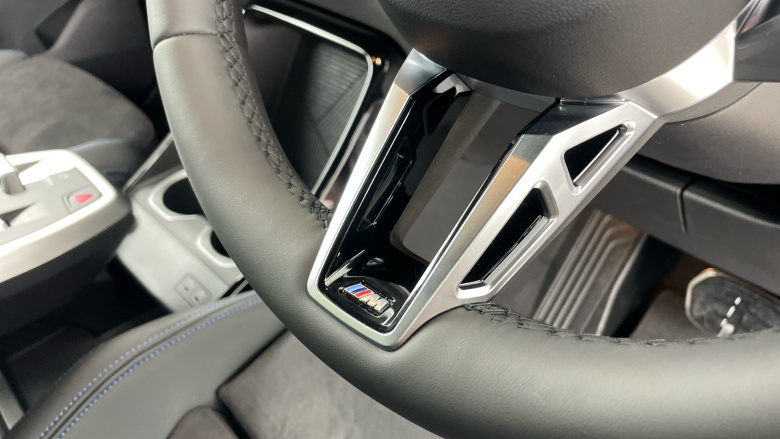 BMW iX2 230kW xDrive30 Shadow Edition 65kWh 5dr Auto Electric Hatchback